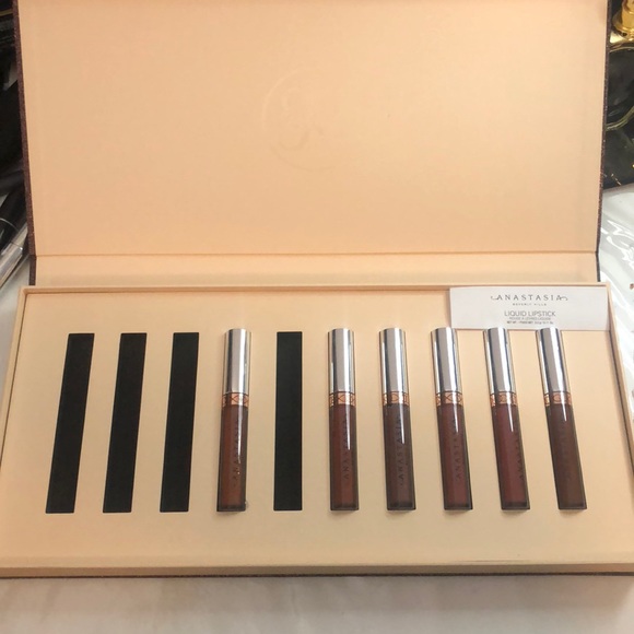 Anastasia liquid lipstick bundle - Picture 3 of 8